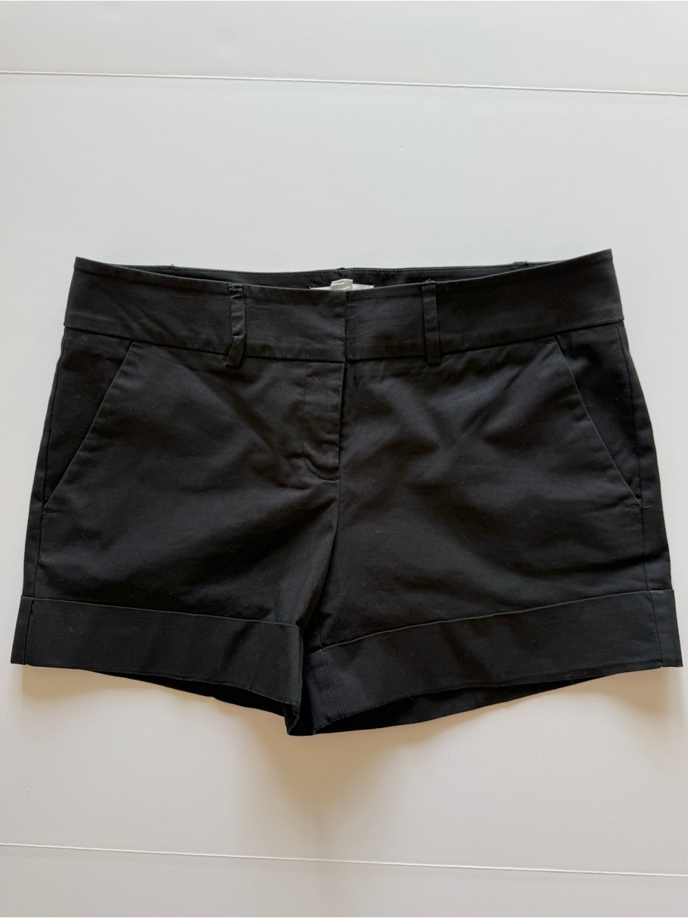 New York & Company Stretch Black Cuffed Shorts Size 6